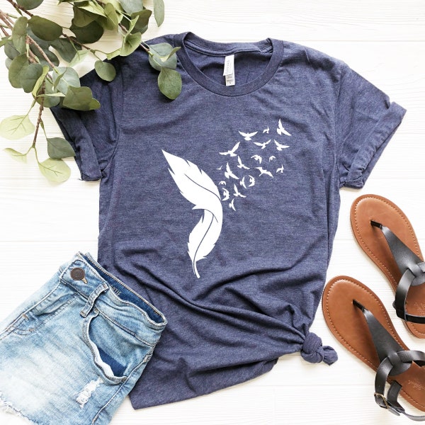 Feather Birds Shirt, Graphic Tee, Feather Unisex Tshirt, Women Bird Tshirt, Bird Shirt, Feather Shirt Feather T Shirt, Christmas Gift, RS113