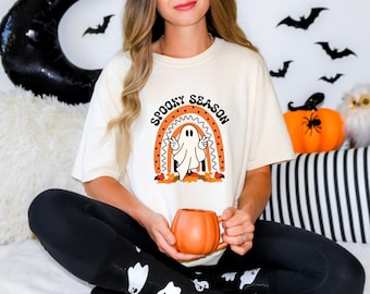 Spooky Season Ghost T-Shirt, Cute Retro Halloween Graphic Tee, Comfort Colors Pumpkin and Leaves Shirt, Fun Cozy Autumn Top