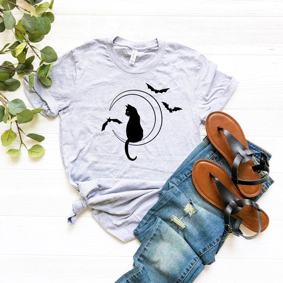 Cute Halloween Cat Shirt, Halloween shirt for Cat Lover, Cat Mom, Cat Dad, Cat Shirts, Halloween Tshirt, #Halloween, Halloween Party - RS7