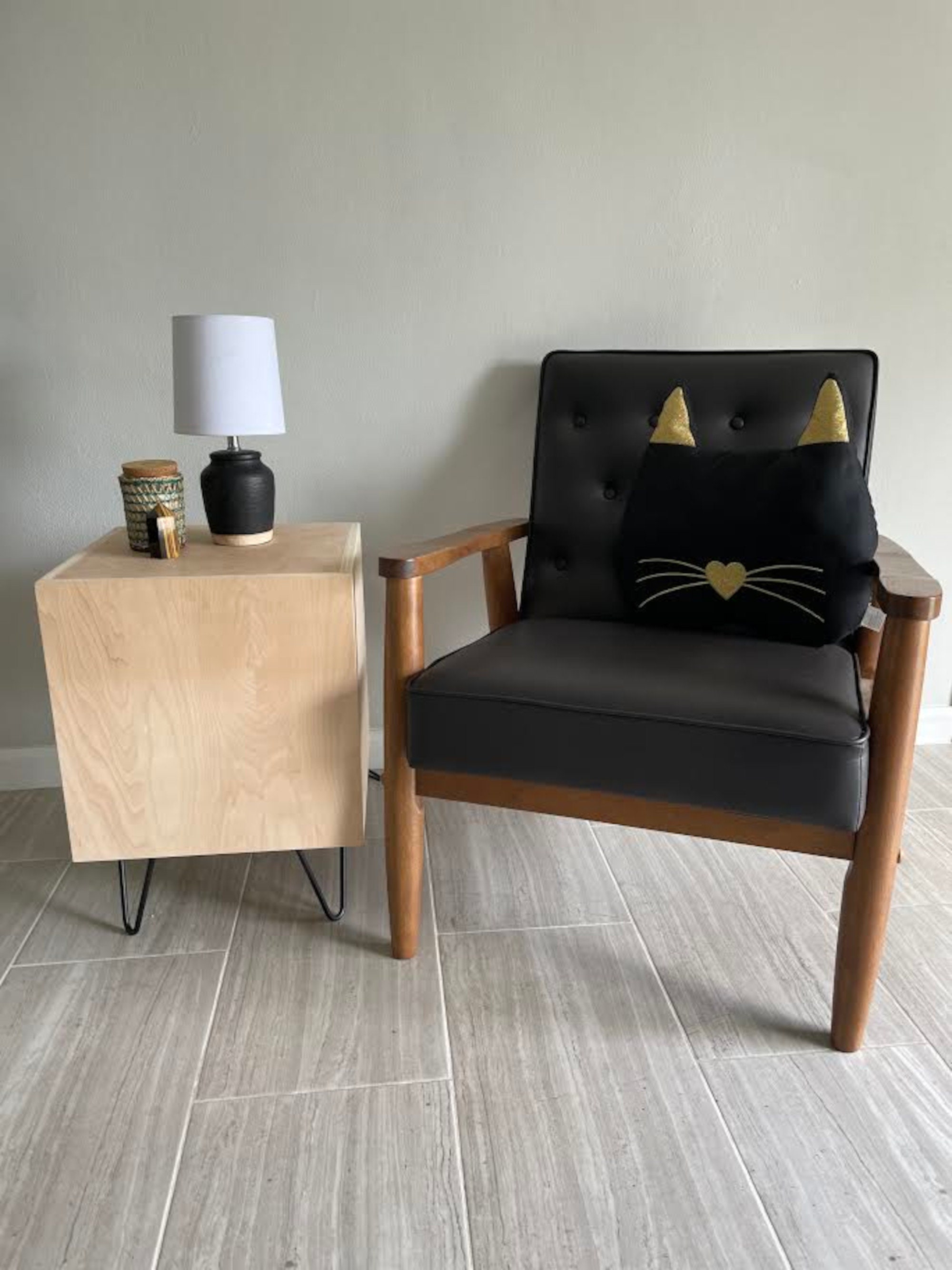 Mid Century Modern End Table - Etsy