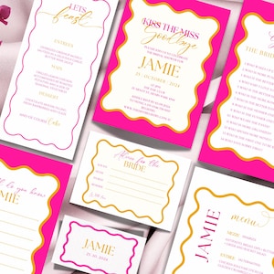 Puede incluir: Tarjetas de invitación de despedida de soltera rosa y dorado con fondo blanco. Las tarjetas incluyen un menú, un juego y una invitación "Kiss the Miss Goodbye" para la despedida de soltera de Jamie el 25 de octubre de 2024.