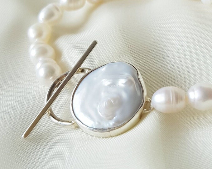 Freshwater Pearl Toggle Bracelet Sterling Silver, Dainty Rice Pearl Bracelet Women, Flower Girl Bracelet, Bridesmaid Gift, Bridal Bracelet