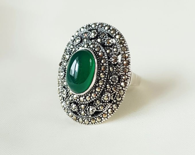 Vintage Green Agate Cocktail Ring 925 Sterling Silver