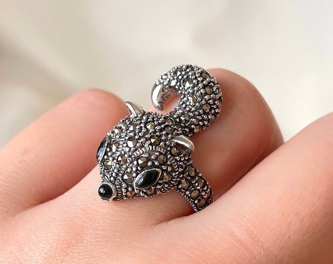 Cute Bambi Deer Ring, Marcasite Animal Ring, Sterling Silver Ring, Tail Ring, Fawn Ring, Disney Animal Ring, Gift for Daughter, Gift for Her