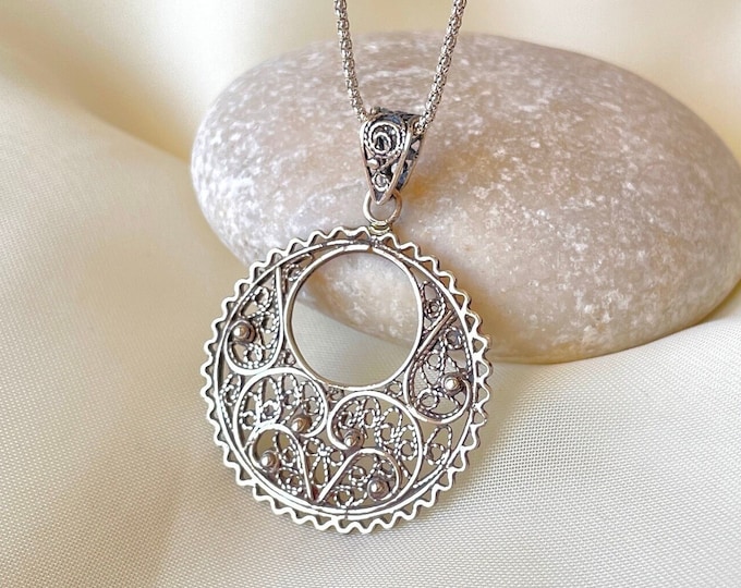 Scrollwork Filigree Round Pendant 925 Sterling Silver