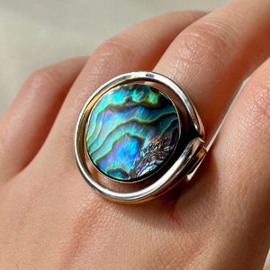 Abalone Shell Cocktail Ring Sterling Silver, Round Abalone Shell Ring, Ocean Nacre Jewelry, Handmade Boho Rings for Women, Gift for Her