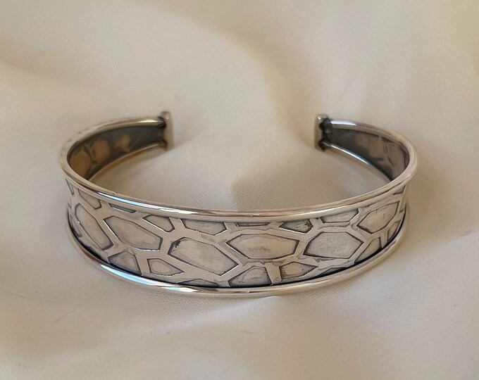 Giraffe Print Cuff Bracelet 925 Sterling Silver