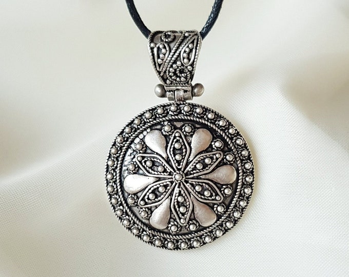 Rustic Flower Medallion Pendant 925 Sterling Silver