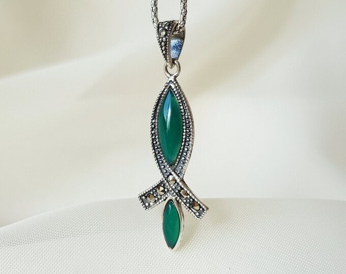 Ankh Cross Pendant With Green Agate 925 Sterling Silver