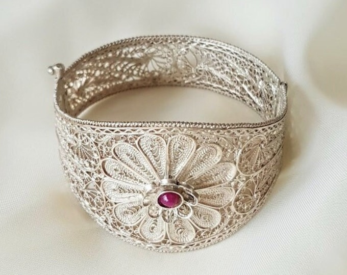 Vintage Flower Pattern Filigree Cuff Bracelet 925 Sterling Silver