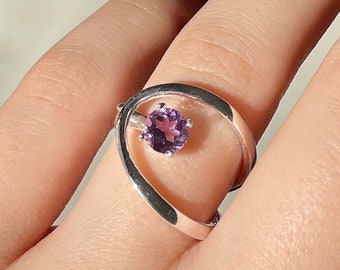 Delicate Amethyst Ring 925 Sterling Silver