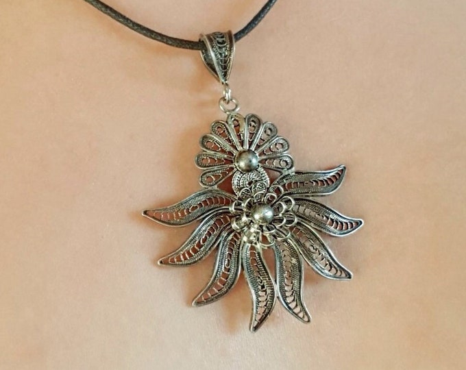 Unique Flower Filigree Pendant 925 Sterling Silver