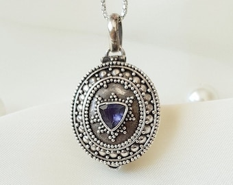 Oval Locket Necklace 925 Sterling Silve
