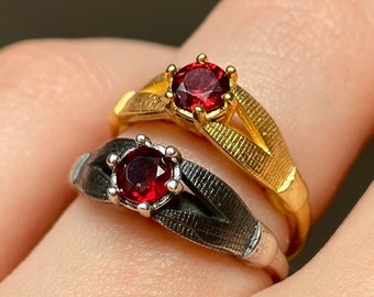 Red Garnet Solitaire Ring 925 Sterling Silver 22k Gold Vermeil