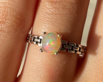Minimalist Opal Chain Link Ring 925 Sterling Silver