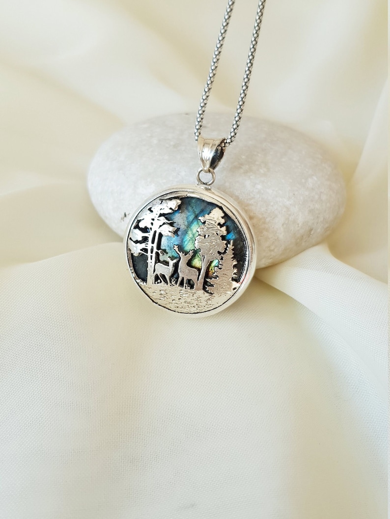 Handmade_cute_necklace_deer_tree_forest_silver_necklace_circle