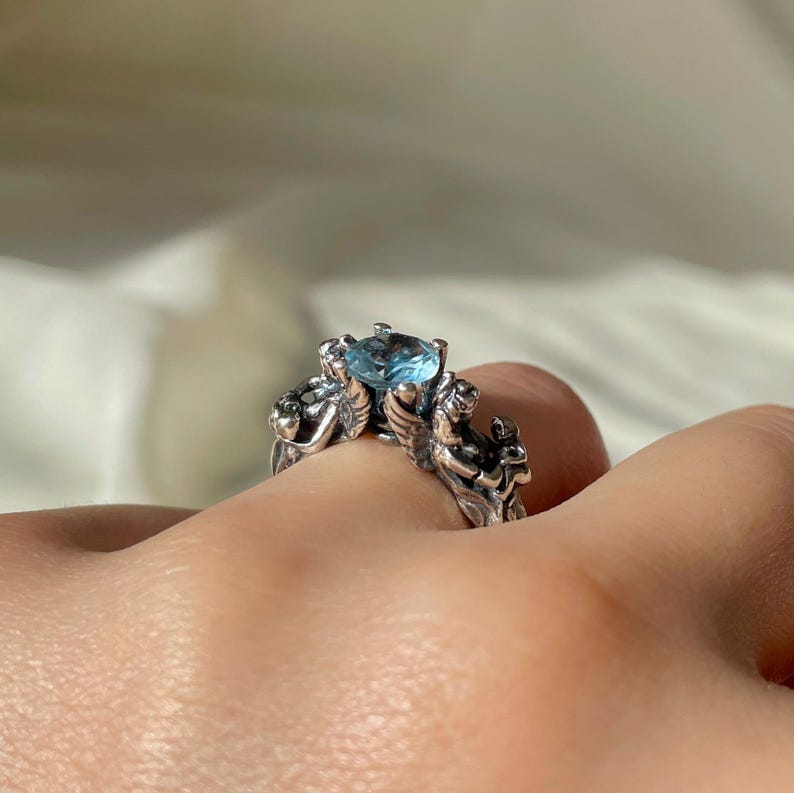 Anillo de ángel de topacio azul en plata de ley 925, anillo hecho a mano, regalo para ella, regalo sentimental para el Día de la Madre, anillo de ángel madre e hijo. imagen 6
