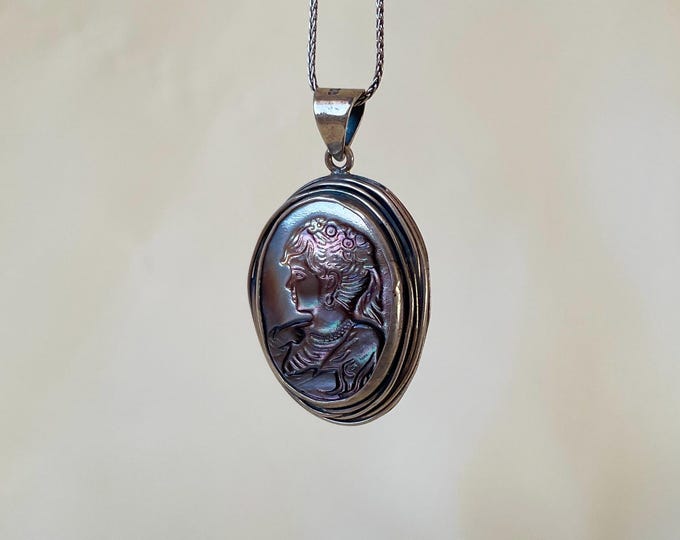 Black Mother of Pearl Cameo Pendant 925 Sterling Silver