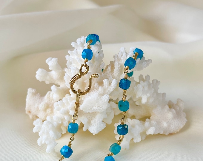 Apatite Crystal Beaded Gemstone Choker Necklace 18k Gold, Adjustable Layering Necklace, Aqua Blue Boho Minimalist Necklace, Gift for Her