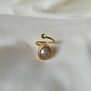 Prehnit och Peridot Ring Guld Vermeil, Grön Ädelstensring, Prehnit Elegant Boho Ring Justerbar, Handgjord Ring för Kvinnor, Gåva till Henne Grey Moonstone