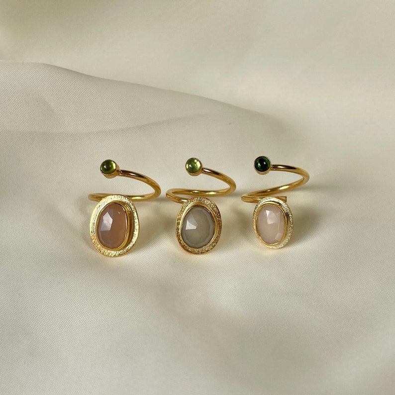 Prehnit och Peridot Ring Guld Vermeil, Grön Ädelstensring, Prehnit Elegant Boho Ring Justerbar, Handgjord Ring för Kvinnor, Gåva till Henne bild 5
