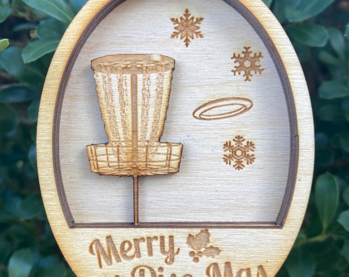 Disc Golf  Ornament Winter Scene
