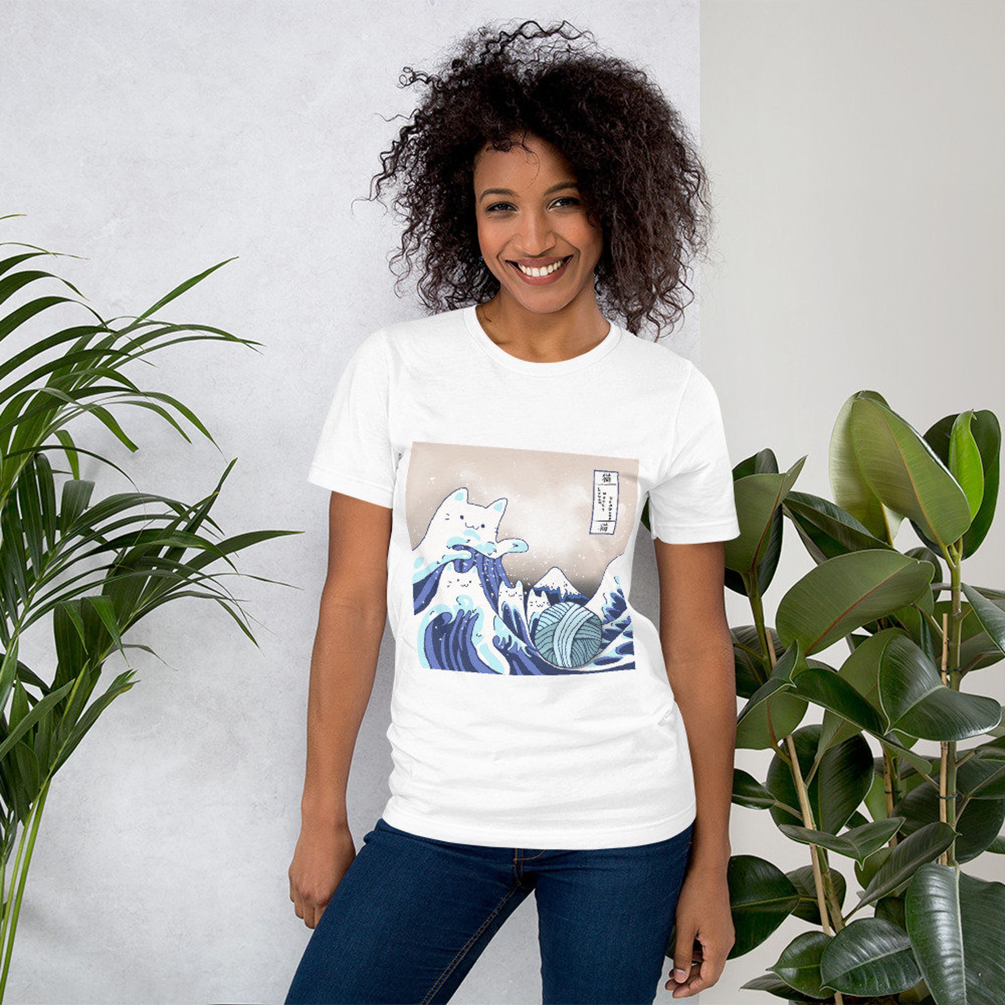 Discover Hokusai Great Cat Wave Unisex T-Shirt