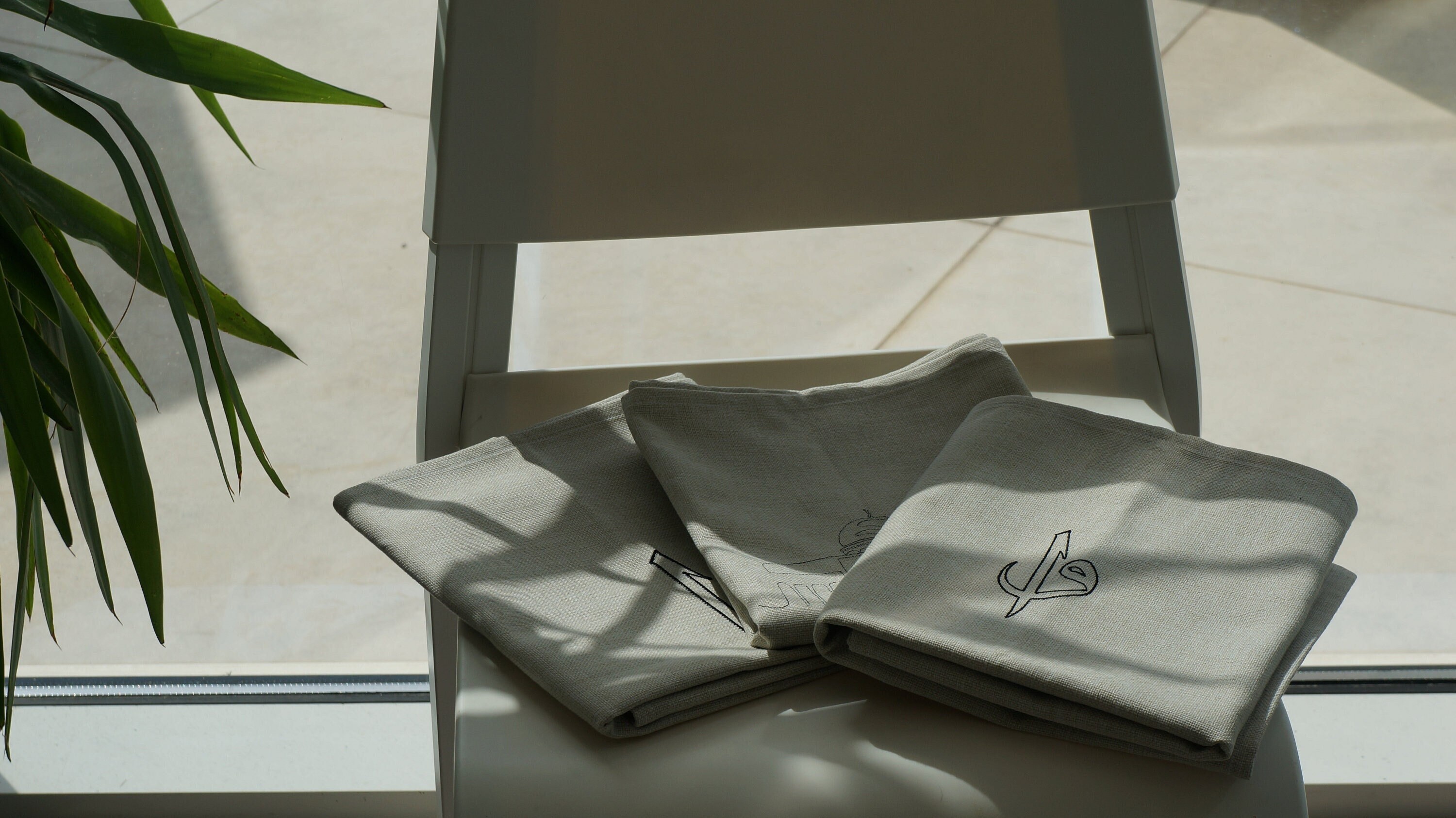 Personalized Minimalist Linen Velvet Prayer Rug - Kaaba, Alif Vav ...