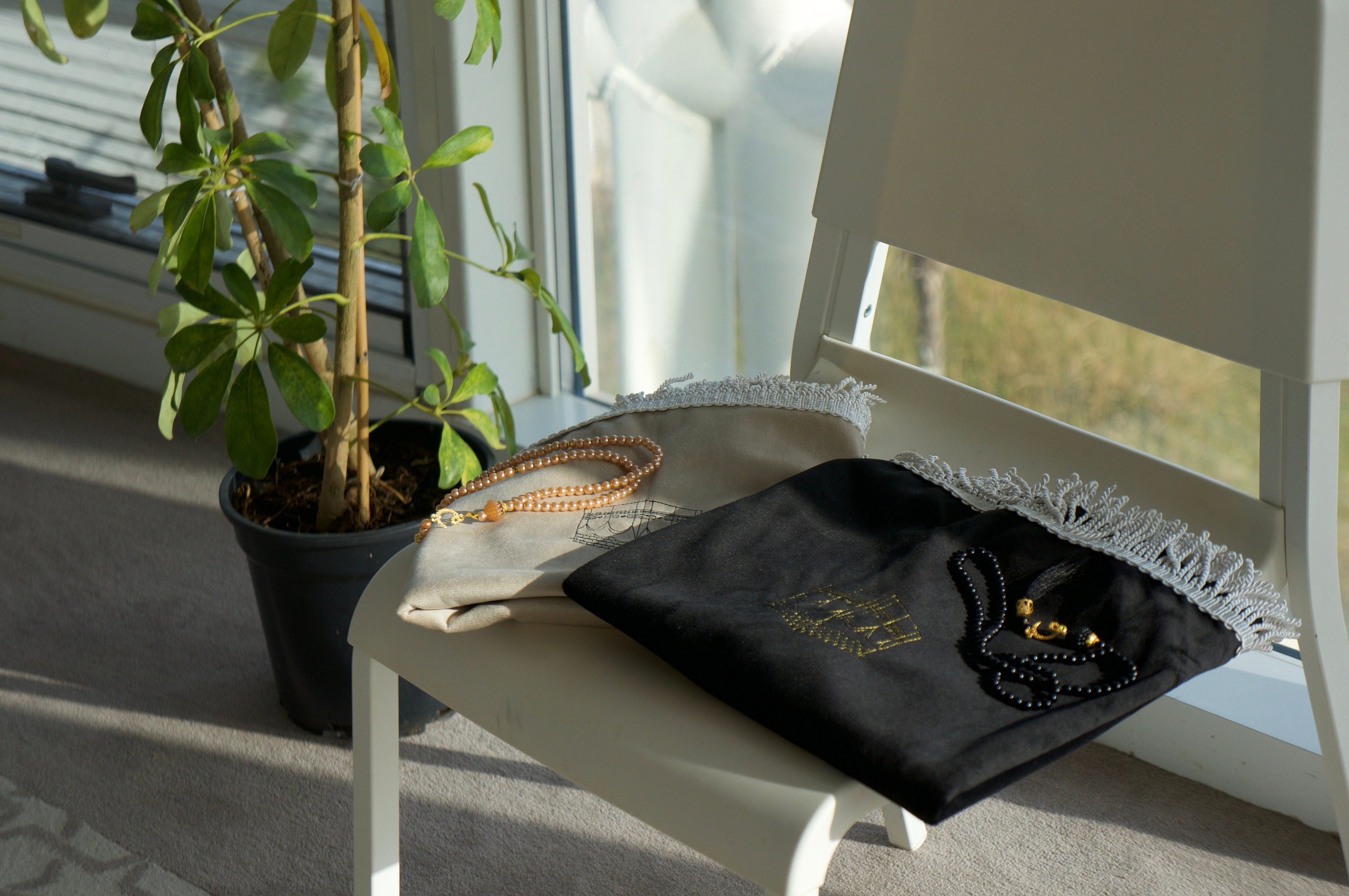 Personalized Minimalist Linen Velvet Prayer Rug - Kaaba, Alif Vav ...