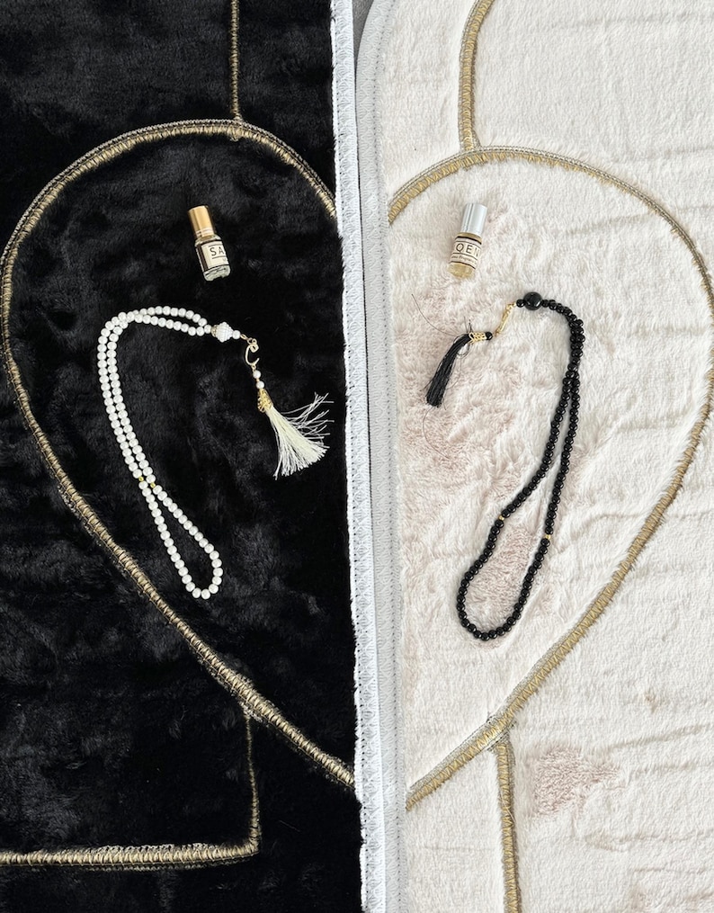 Two Pieces Prayer Rug with Tasbih for Couples