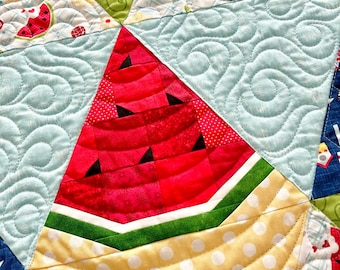 Patrón de colcha de parches de sandía (PDF, descarga digital) de Angela's DIY Designs: sandía, verano, picnic, fruta, patrón de colcha triangular