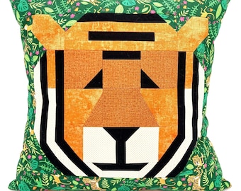 Fantástico patrón de almohada de tiro de tigre PDF Descarga digital por Angela's DIY Designs - patrón de almohada de tiro de tigre, animal, selva, selva tropical