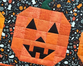 Patchwork Halloween Pumpkin Table Runner Quilt Pattern (PDF Download)