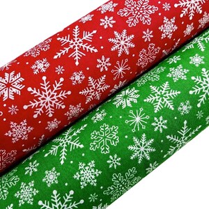 Christmas Snowflake Polycotton Fabric Red Green Craft 114cm 45" Wide Per Metre