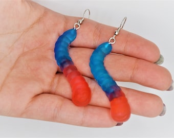 Gummiwurm Ohrringe: Handgefertigter Schmuck aus Resin