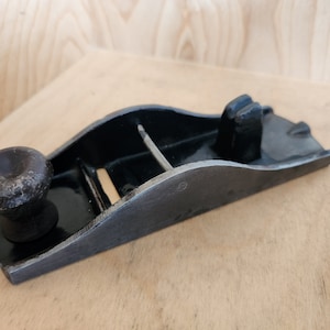 Unbranded vintage block plane body
