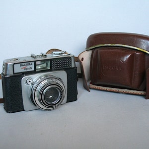 Gammal kamera Dacora Super Dignette, Vintage fotokamera