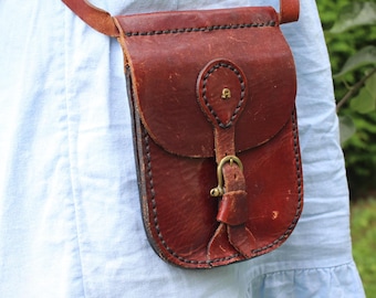 Bolso bandolera vintage de piel marrón: Bolso pequeño