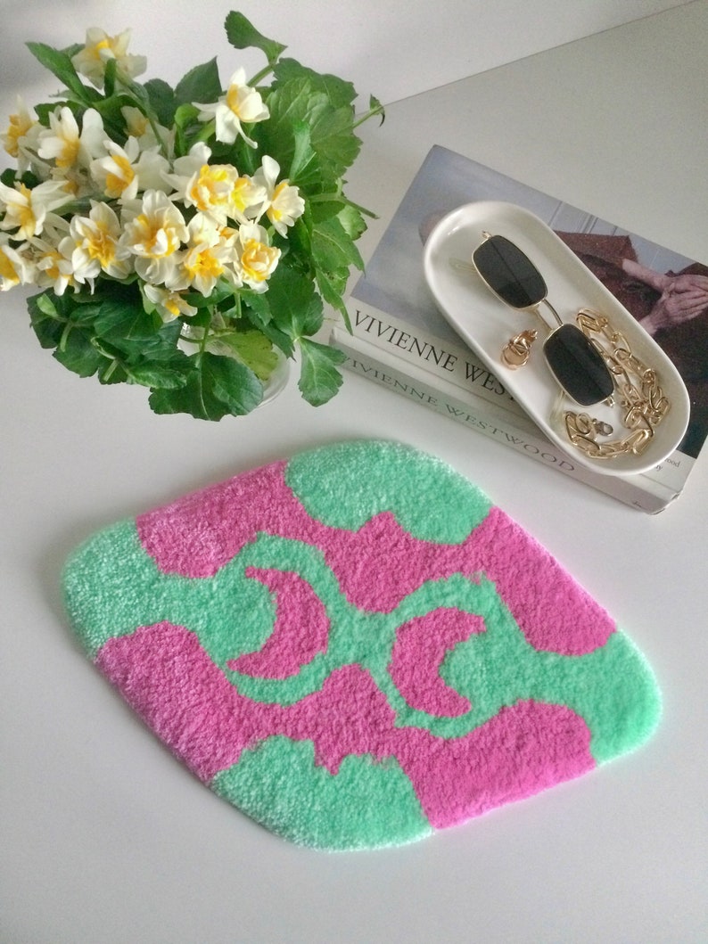 MOON WAVES Tufted Rug, Mini Table Rug, Home Decor Rug - Etsy