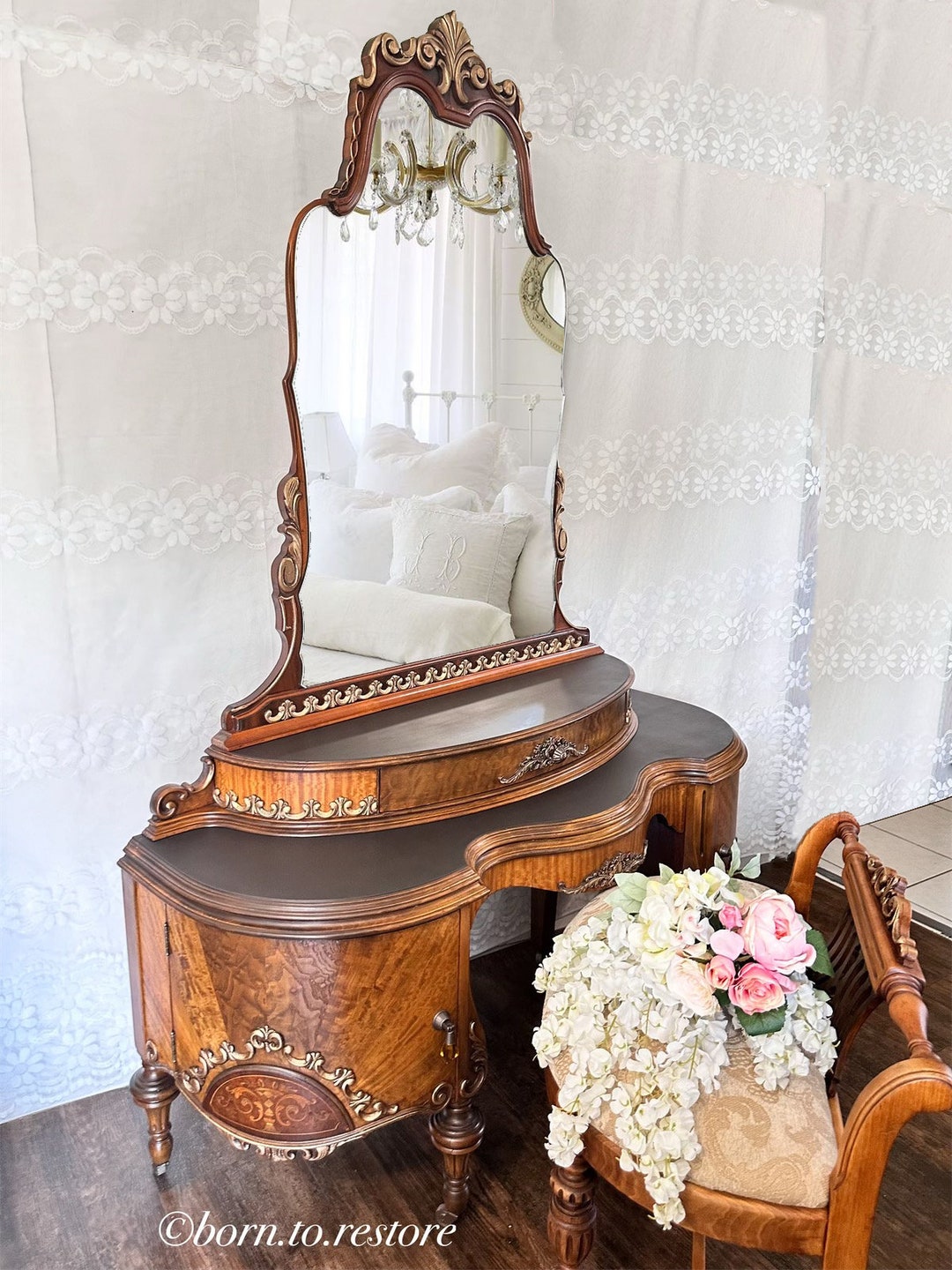 Antique Vanity/vintage Vanity/antique Dressing Table/make up Vanity