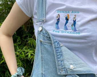 Mamma Mia Donna en de Dynamos geborduurd T-shirt, sweater, hoodie. ABBA-t-shirt. Mamma Mia-concert. ABBA-feestje. Plasticvrije verpakking.