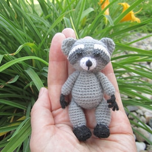 Raccoon crochet pattern