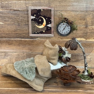 Faerie Bed with Side Table, Lamp, Print and Clock