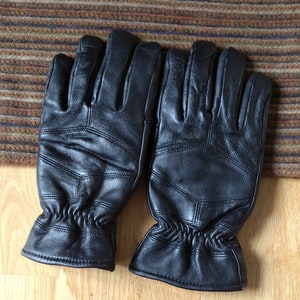 Guide Men&#39;s Black Leather Winter Gloves - Size S
