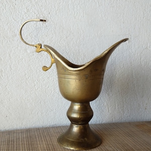 Antique Solid Brass Pitcher Jug ,Vintage Brass Pitcher With Handle, Rustic Tableware,Decorative  Pitcher,Collectible Item