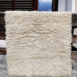Woolen throw rugs hotsell
