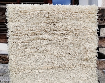 Vintage  Bulgarian Woolen Blanket Rug Sheep Wool ,Woolen Rug,Bed Cover, Woolen Bedspread ,Rustic Decor