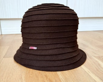 Nest Y2K Brown Wool Herringbone Cloche Bucket Hat Hand  display picture 1