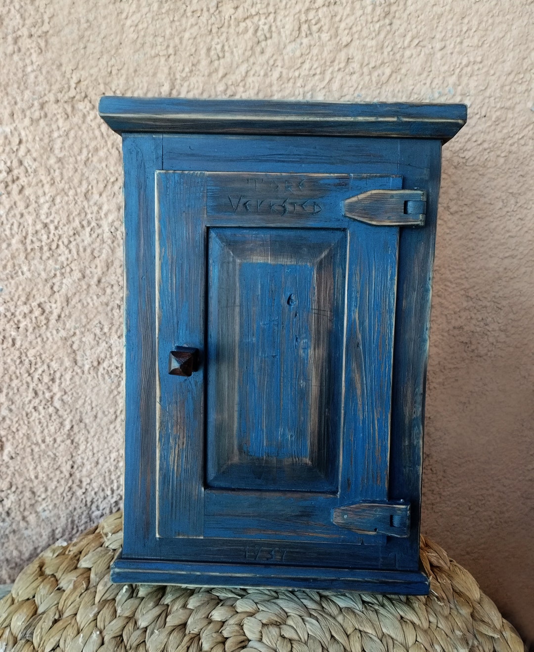 Vintage Wooden Key Storage ,blue Handmade Key Box,wooden Key Holder Wall Box ,rustic