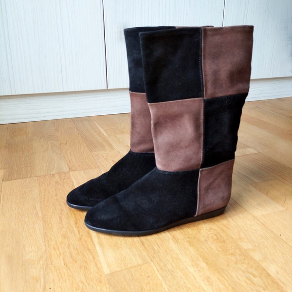 Vintage Real Suede Boots made in Italy, Ladies Brown / black Suede Boots By Clock House Taille 7